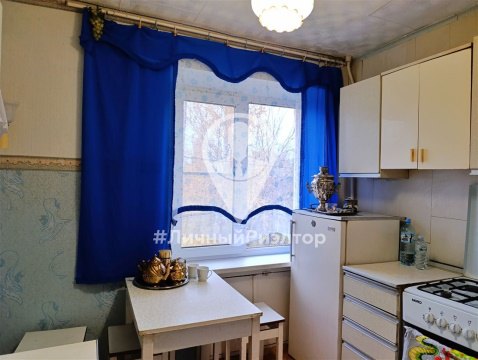 2-к квартира, 2/5 эт., 42м²