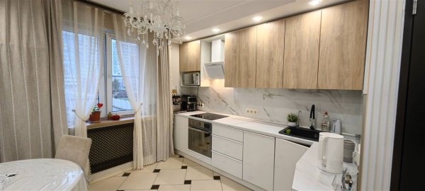 2-к квартира, 2/12 эт., 60м²
