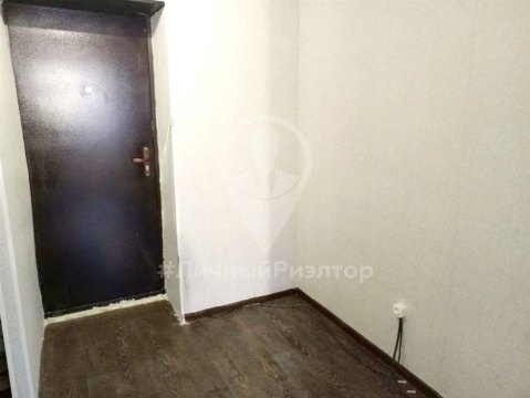 1-к квартира, 4/5 эт., 18м²