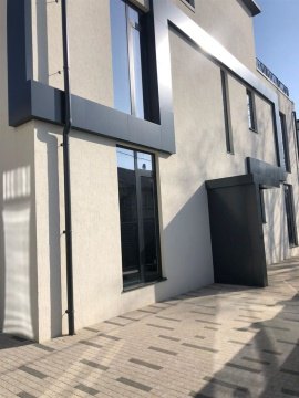 Дом 206м², участок 3,5 сот.