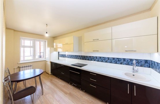 2-к квартира, 17/17 эт., 62м²